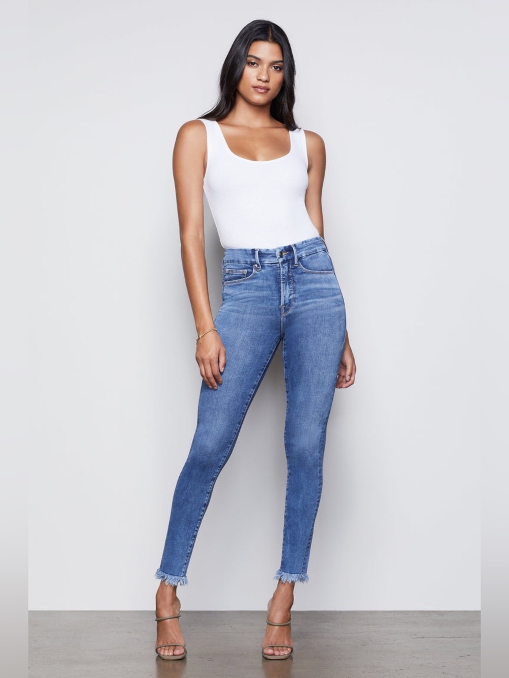 Good American High-Rise Good Legs Frey Hem Size 27 Blue342 Stretch